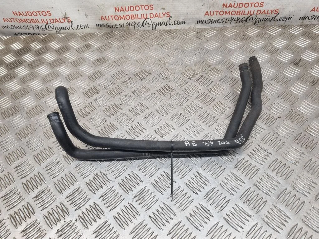Küttekeha radiaatori toru / voolik – Audi A8 S8 D3 4E (2002-2009)