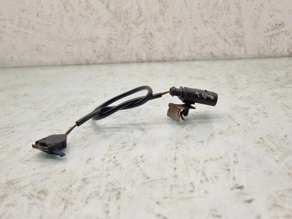 Other wiring loom 8D0973822