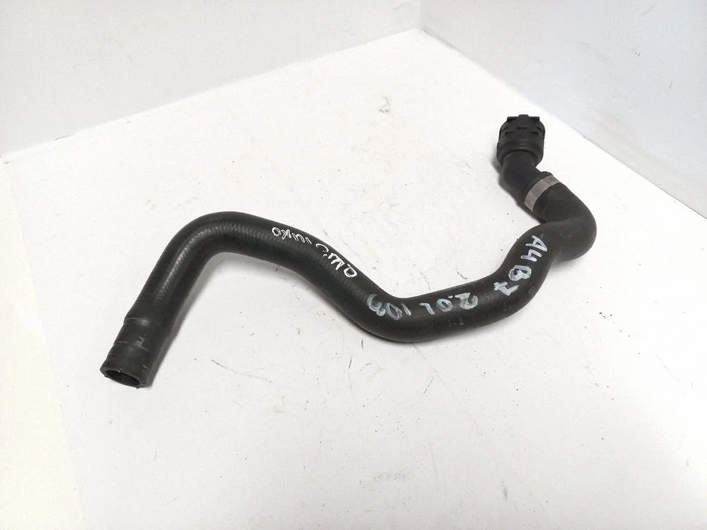 Küttekeha radiaatori toru / voolik – Audi A4 S4 B7 8E 8H (2005-2008)