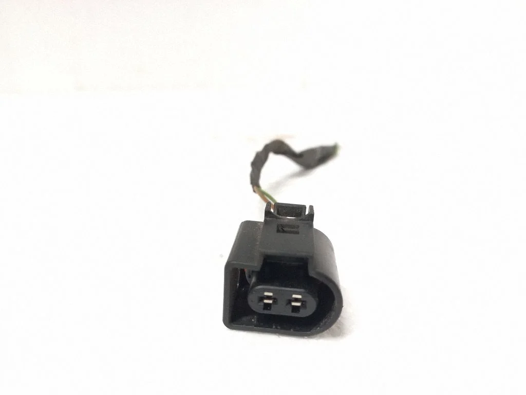 Muud juhtmed / juhtmestik 8P0973722