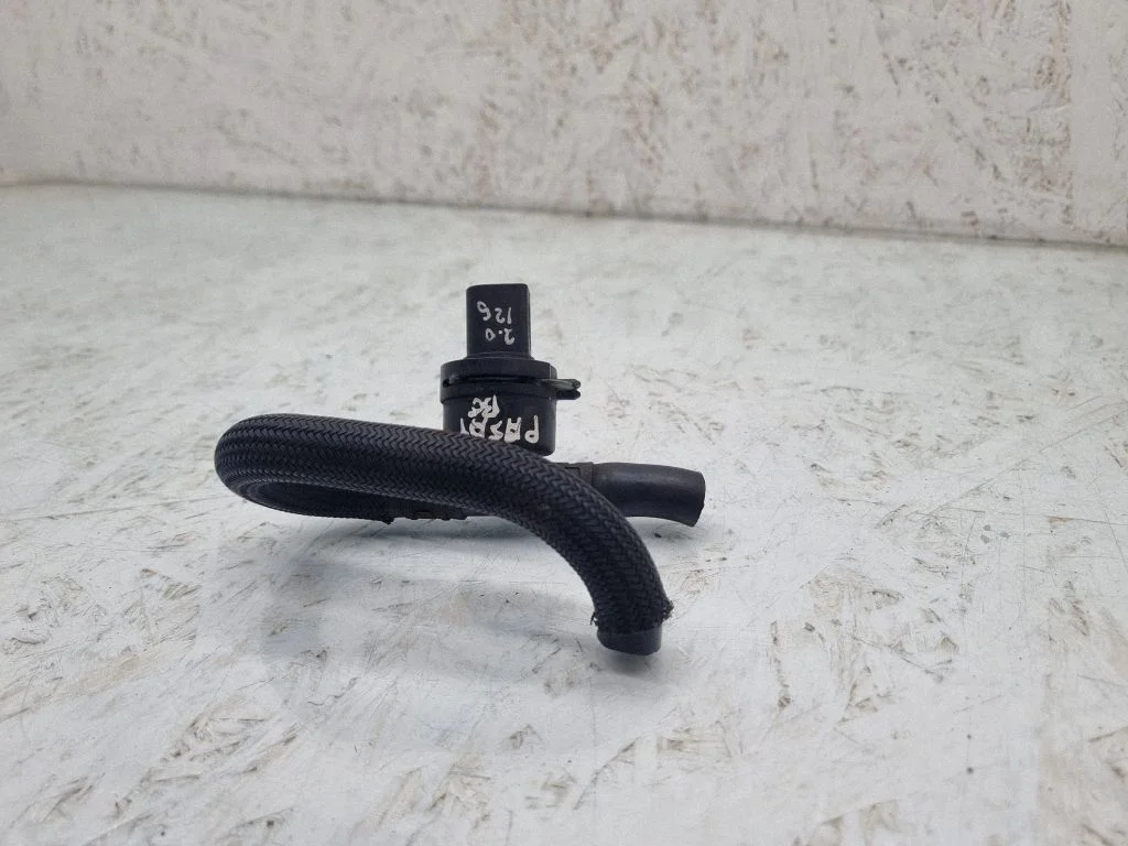 Fuel temperature sensor – Volkswagen Passat B6 (2005-2010)