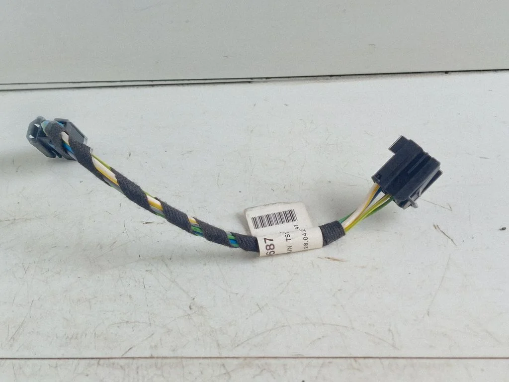 Muud juhtmed / juhtmestik 4F0971687