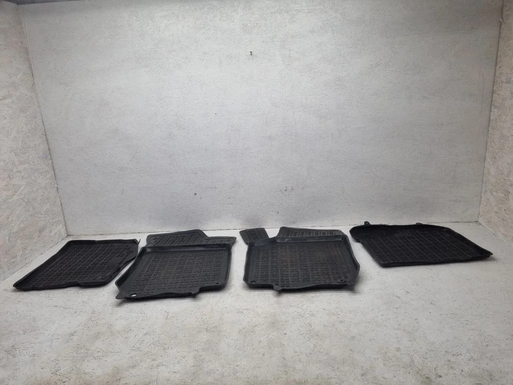 Car floor mat set – Volkswagen Bora (1998-2005)