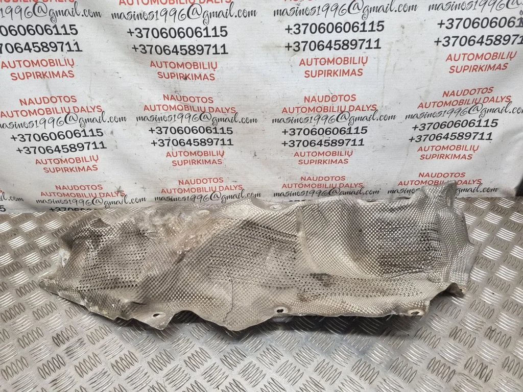 Exhaust heat shield – Audi A8 S8 D3 4E (2002-2009)