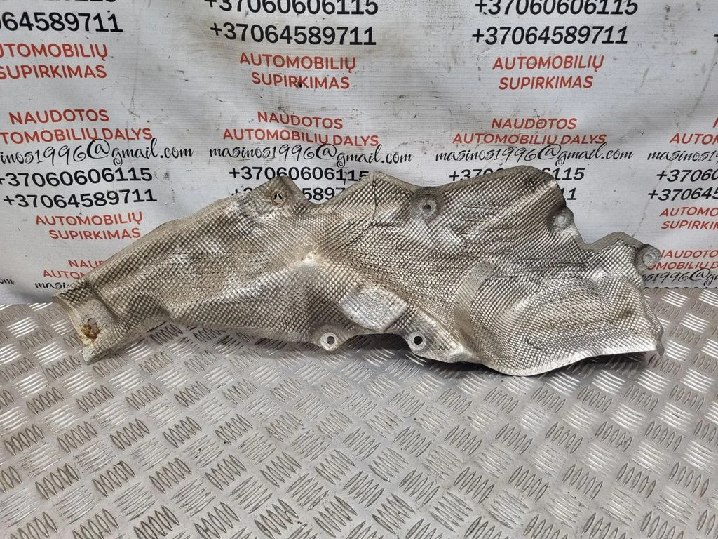 Exhaust heat shield – Audi A8 S8 D3 4E (2002-2009)