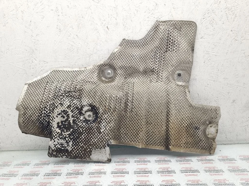 Exhaust heat shield – Audi A8 S8 D3 4E (2002-2009)