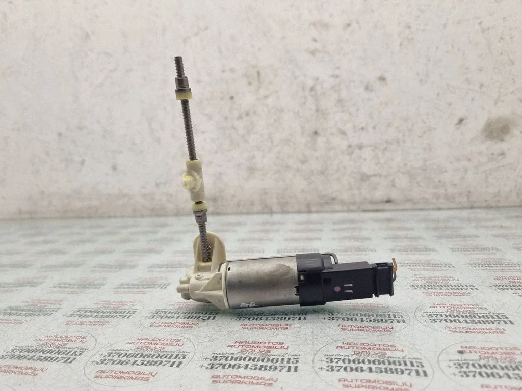 Istme reguleerimismootor – Audi A4 S4 B7 8E 8H (2005-2008)