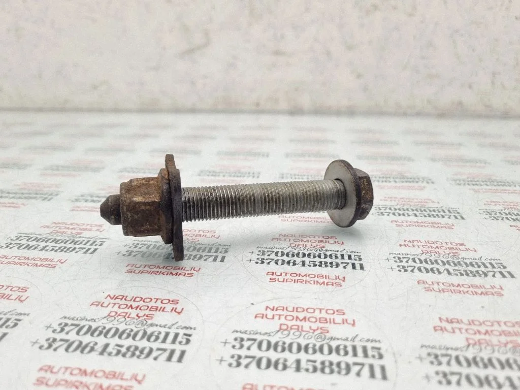 Rear suspension camber bolt – Volkswagen Touran II (2010-2016)