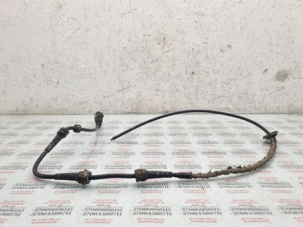 Rear ABS sensor wiring – Volkswagen Touran I (2003-2010)