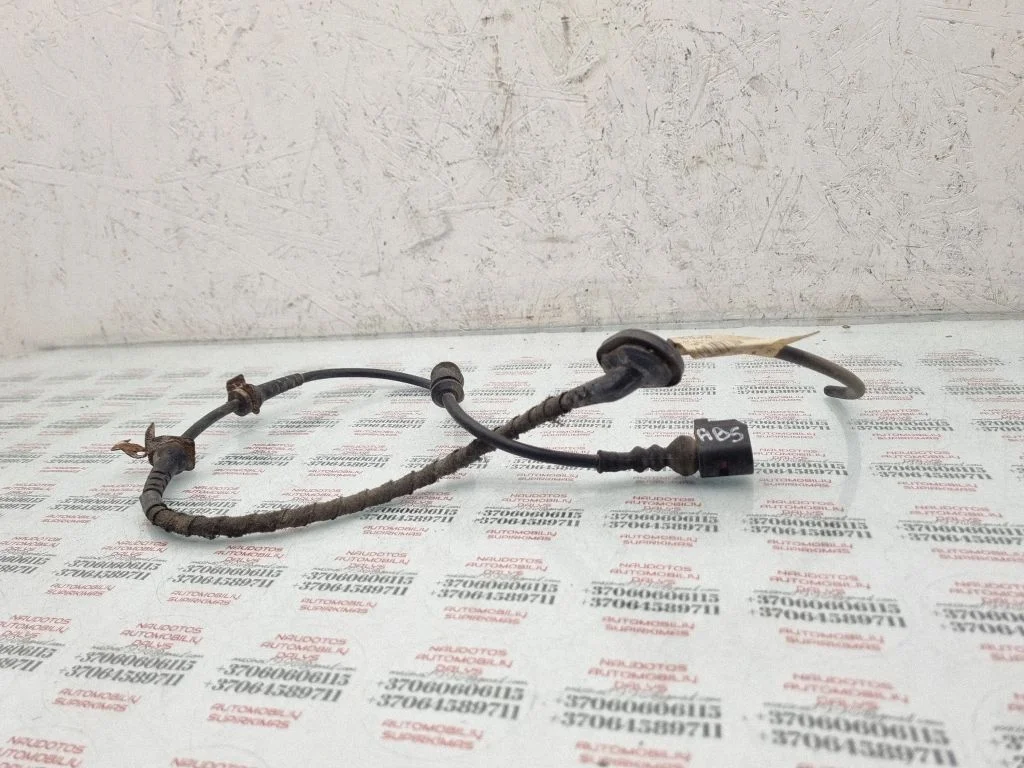Rear ABS sensor wiring – Volkswagen Passat CC (2008-2016)