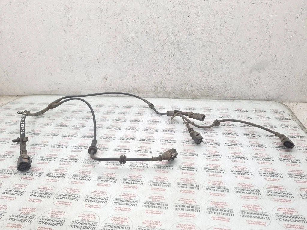Front ABS sensor wiring – Volkswagen Touareg I (2002-2010)