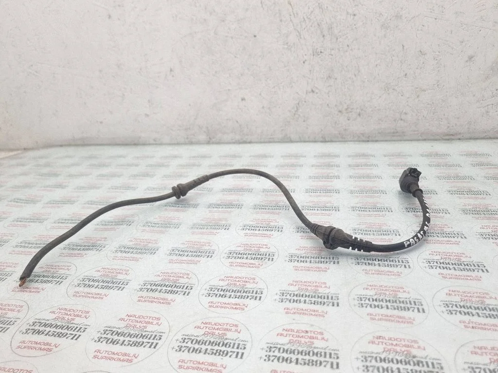 Front ABS sensor wiring – Volkswagen Passat CC (2008-2016)