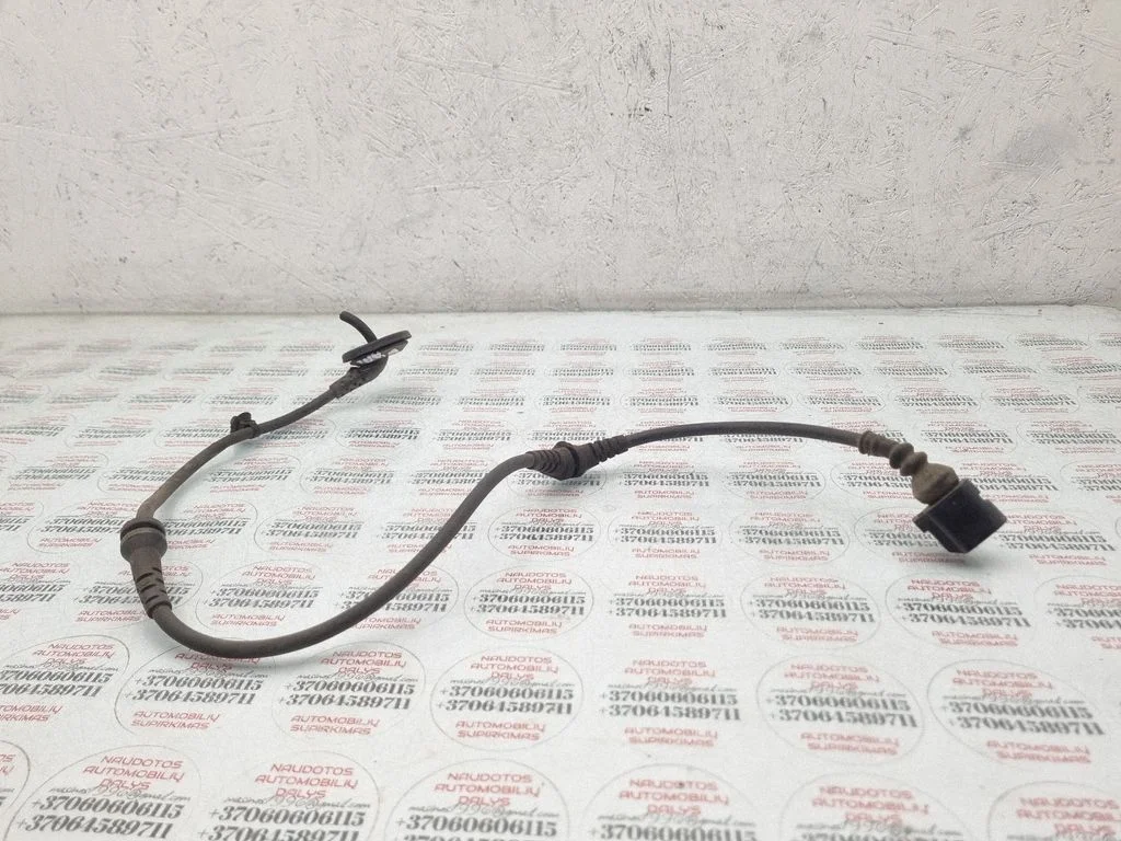Front ABS sensor wiring – Volkswagen Passat CC (2008-2016)