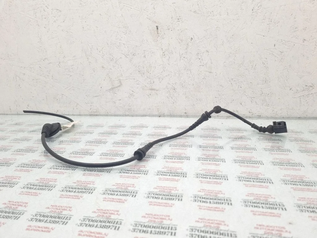 Rear ABS sensor wiring – Volkswagen Passat CC (2008-2016)