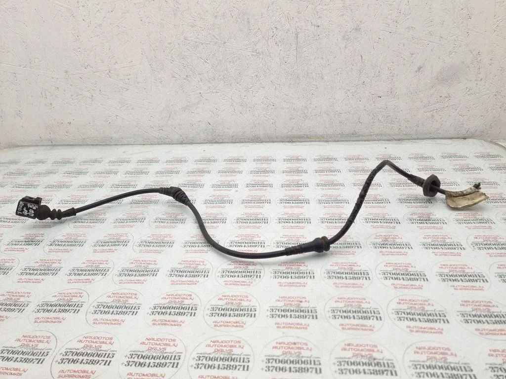 Front ABS sensor wiring – Volkswagen Touran I (2003-2010)