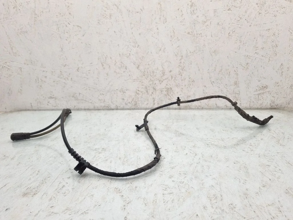 Front ABS sensor wiring – Audi A4 Allroad B8 (2008-2016)