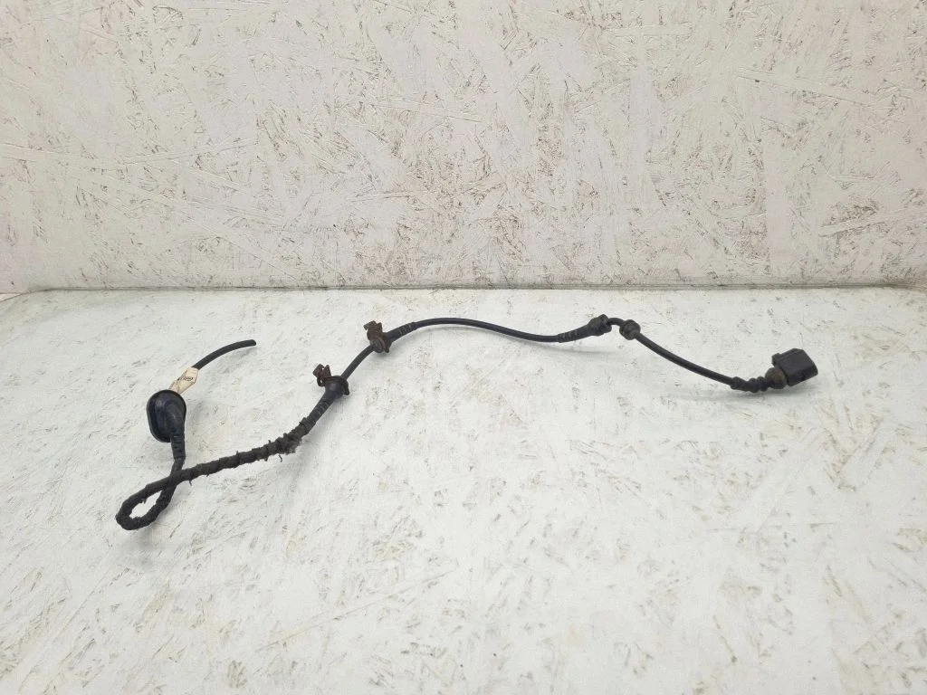 Rear ABS sensor wiring – Volkswagen Passat B6 (2005-2010)
