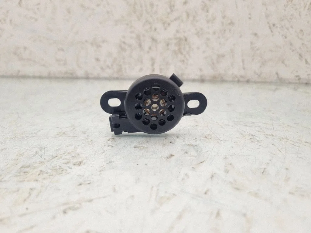 Parking PDC sensor speaker – Audi A4 Allroad B8 (2008-2016)