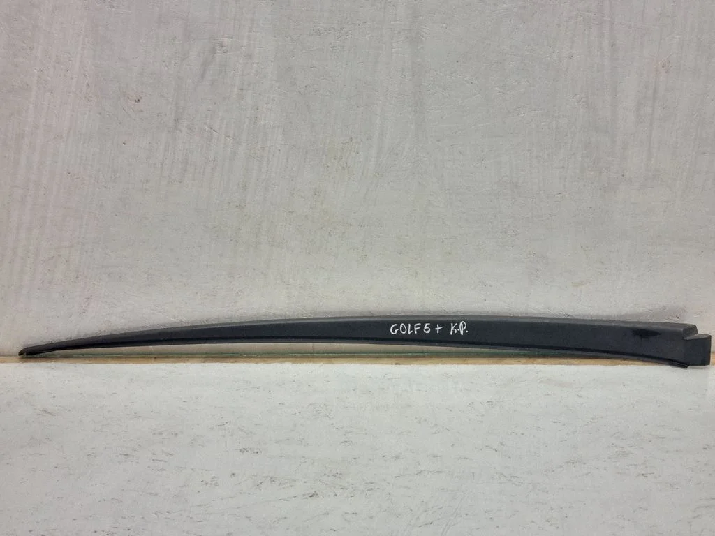 Listwa szyby przedniej – Volkswagen Golf Plus (2005-2013)