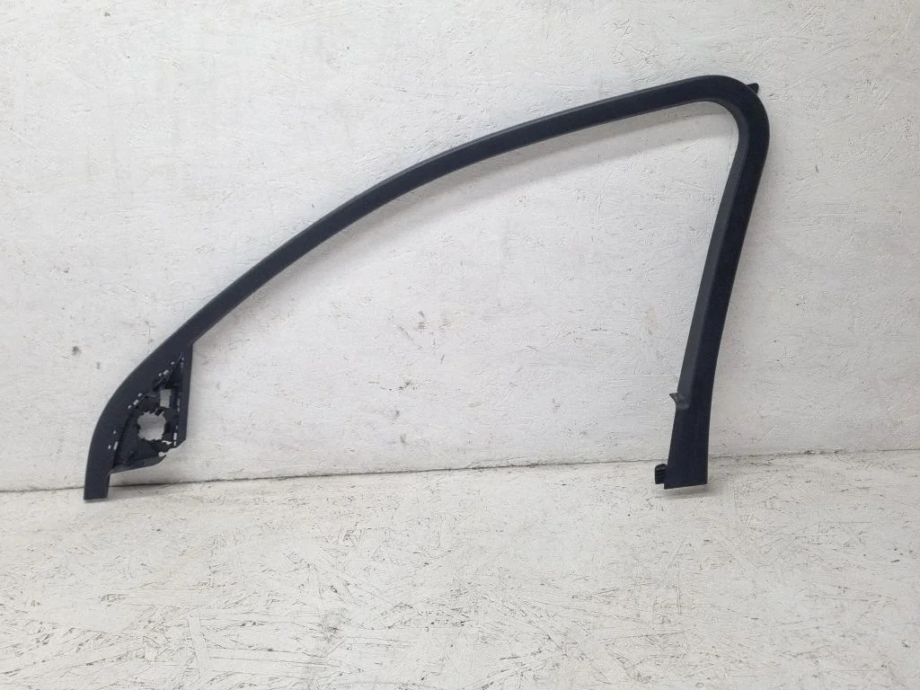 Front door glass trim molding – Audi A4 Allroad B8 (2008-2016)