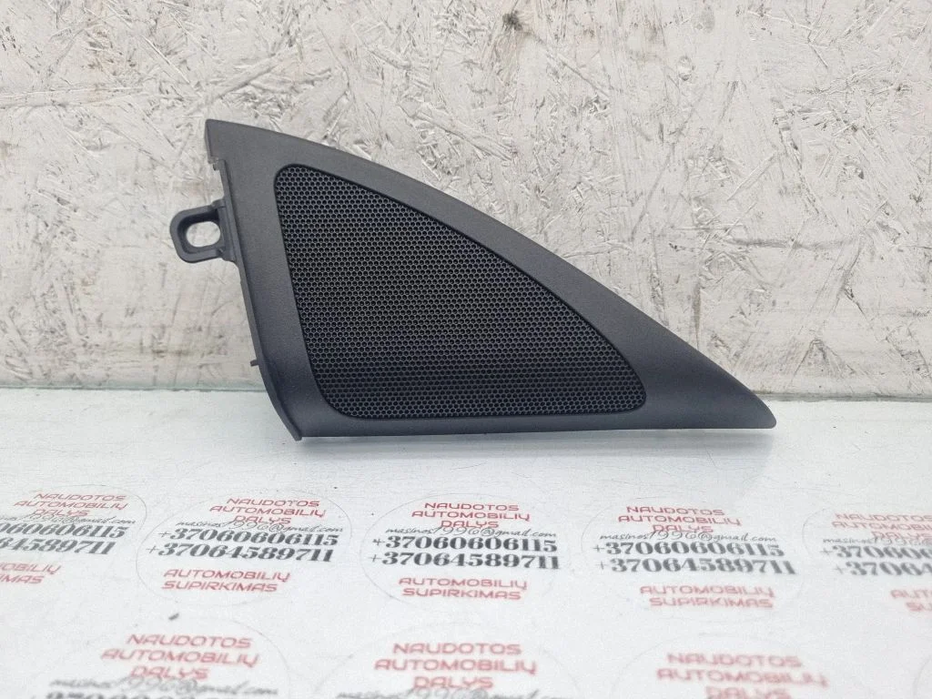 Front door glass trim molding – Audi A4 Allroad B8 (2008-2016)