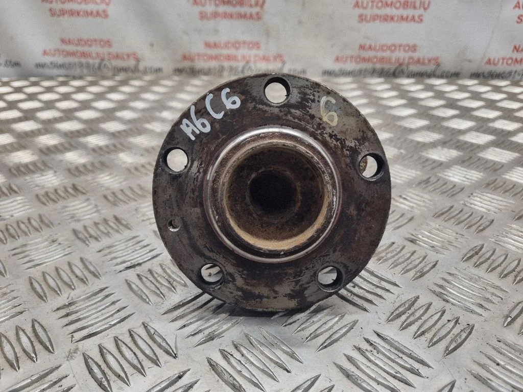 Rear wheel ball bearing – rear right