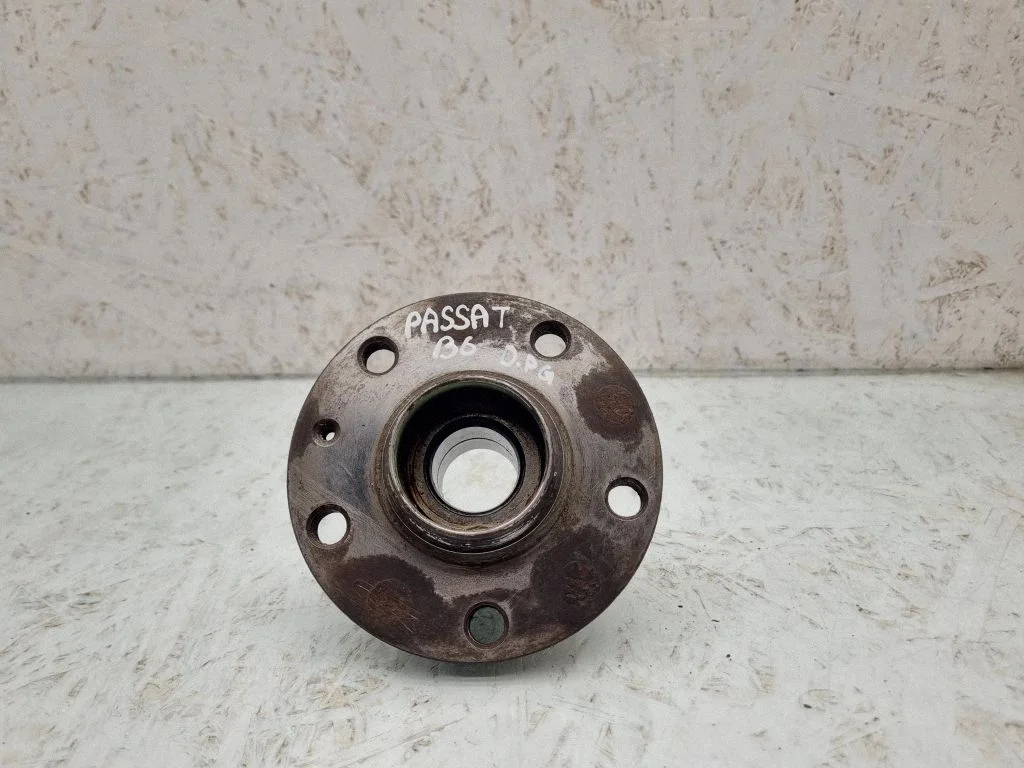 Rear wheel ball bearing – rear right