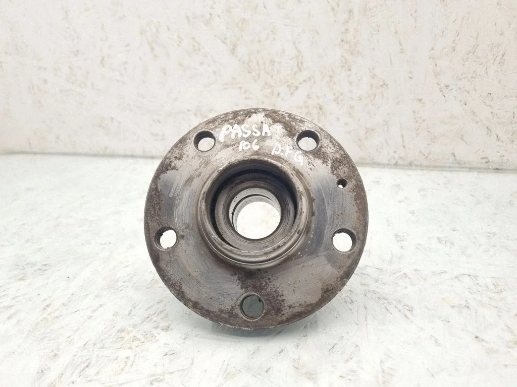 Rear wheel ball bearing – rear right