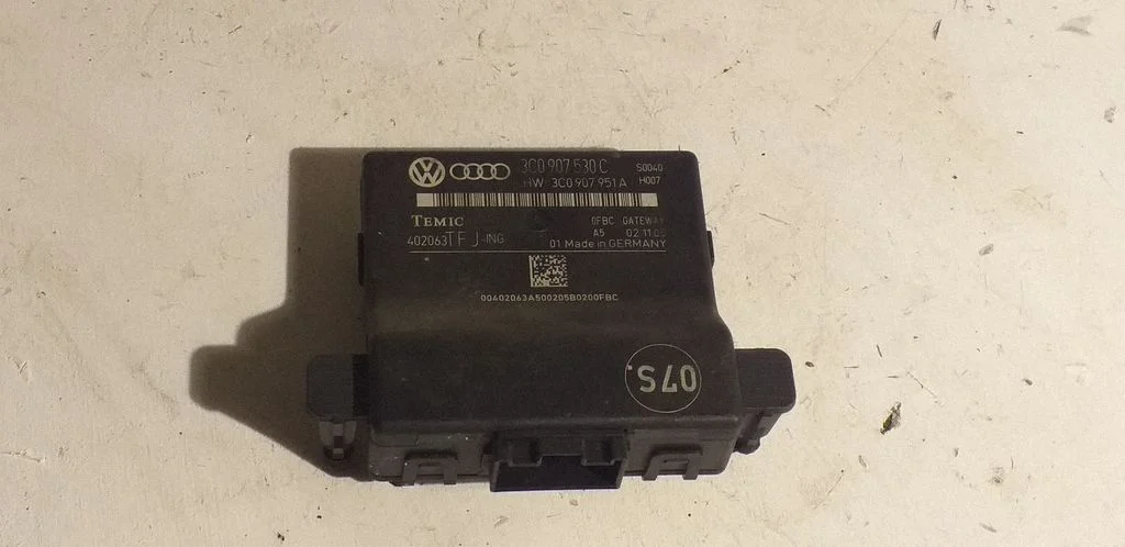 Gateway control module – Volkswagen Passat CC (2008-2016)