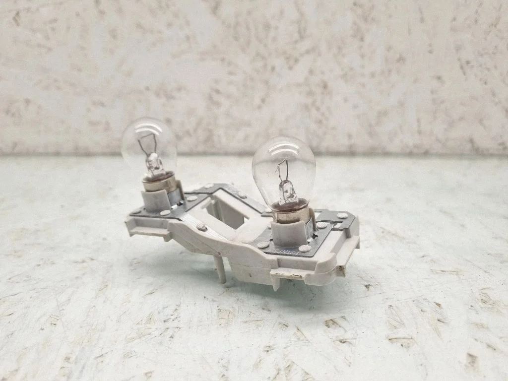 Pokrywa oprawki lampy tylnej – Audi A4 S4 B7 8E 8H (2005-2008)