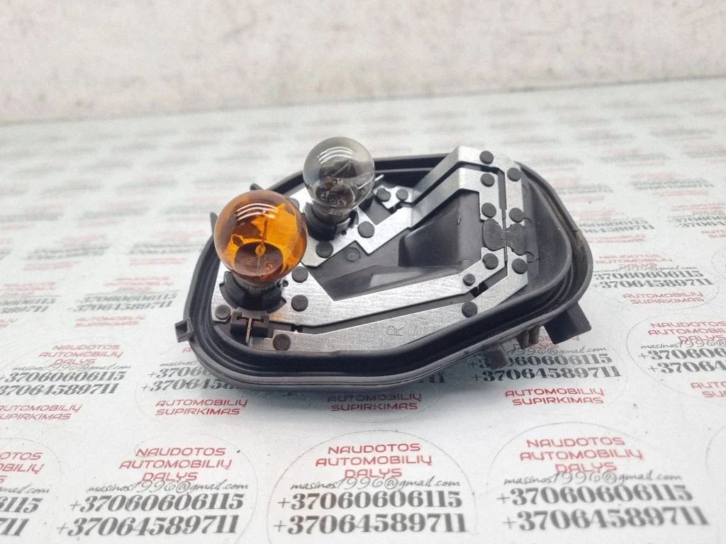 Pokrywa oprawki lampy tylnej – Seat Exeo (3R) (2008-2013)