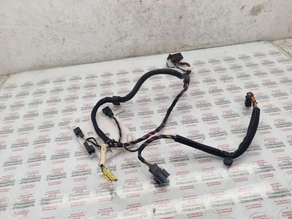 Seat wiring loom – Volkswagen Passat CC (2008-2016)
