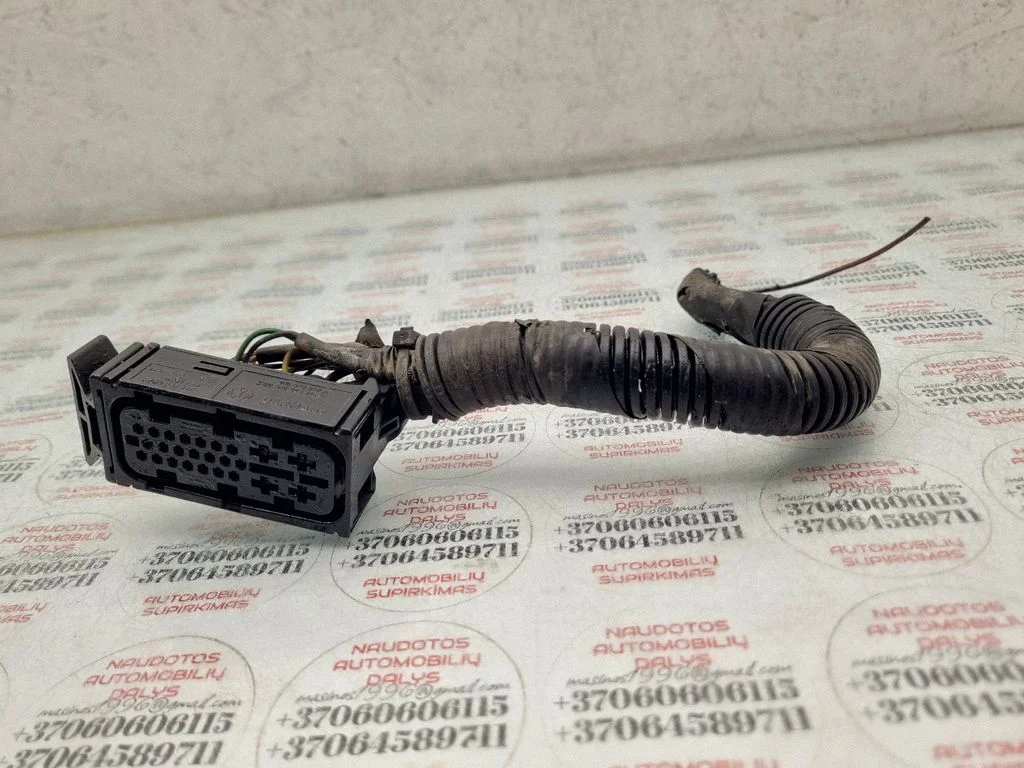 ABS module connector plug – Volkswagen Sharan (1996-2000)