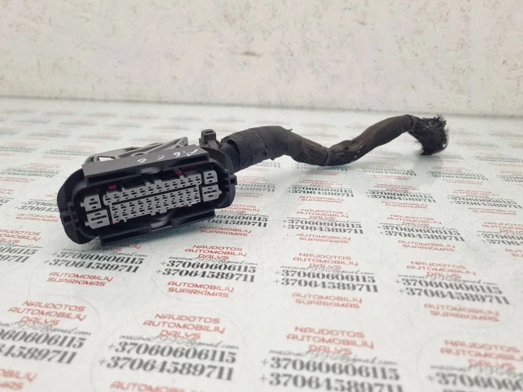 ABS module connector plug – Audi A6 Allroad C6 (2006-2011)