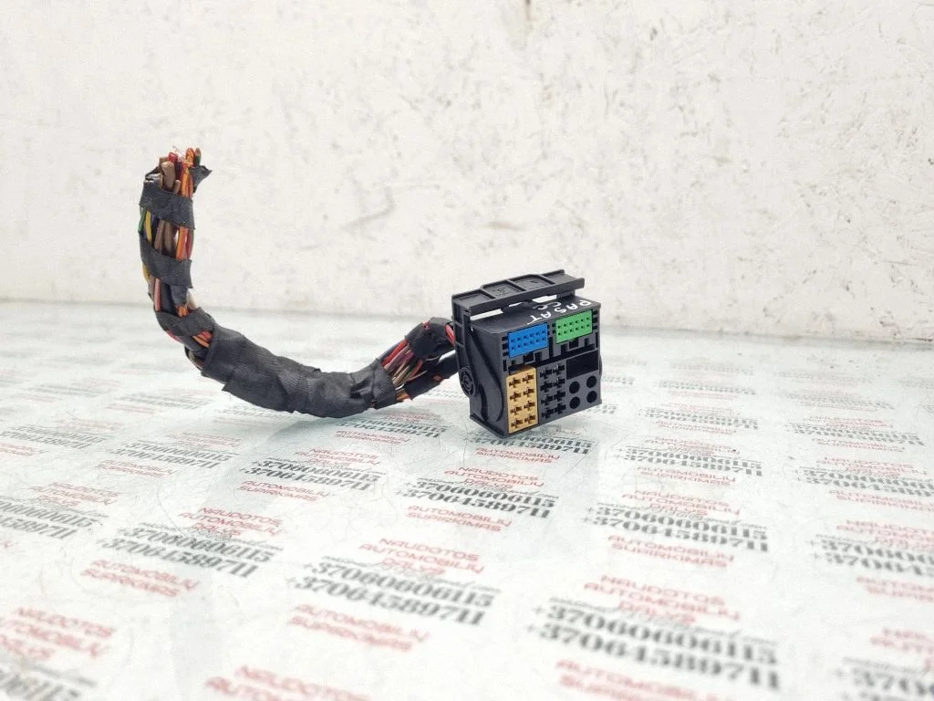 Sound system wiring loom – Volkswagen Passat CC (2008-2016)