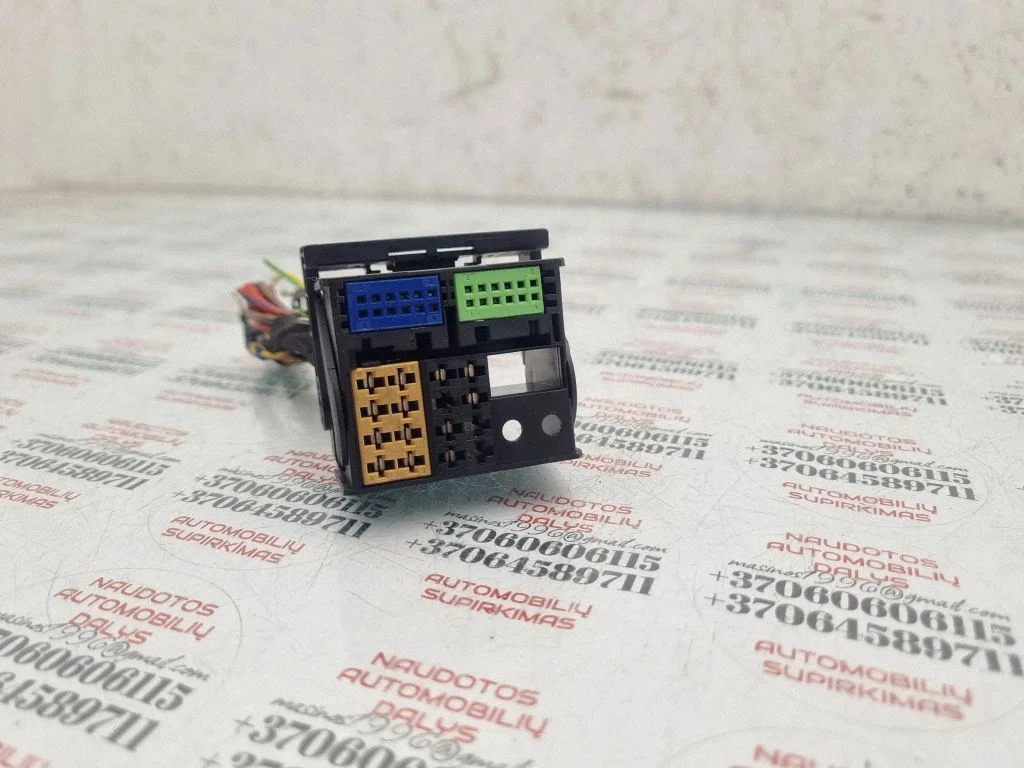 Sound system wiring loom – Volkswagen Passat CC (2008-2016)