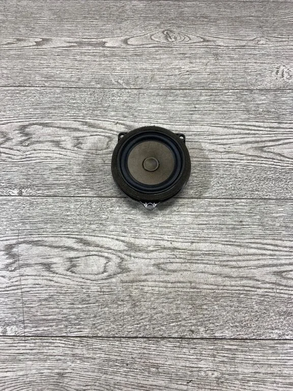 Front door speaker – BMW 3 Series F30 F35 F31 (2012-2018)