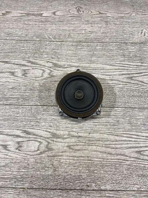 Front door speaker – BMW 3 Series F30 F35 F31 (2012-2018)