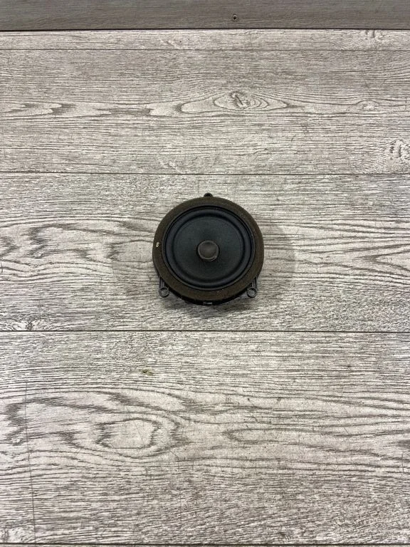 Front door speaker – BMW 3 Series F30 F35 F31 (2012-2018)
