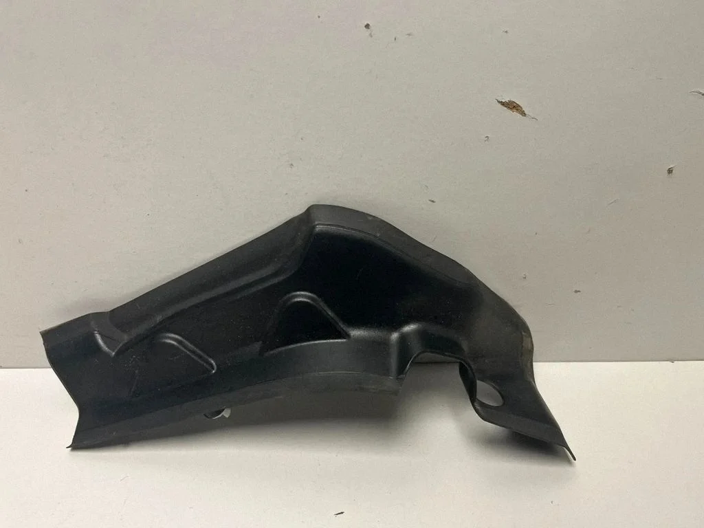 Tagatule liist (dekoorriba) – BMW X5M G05 F95 (2019-)
