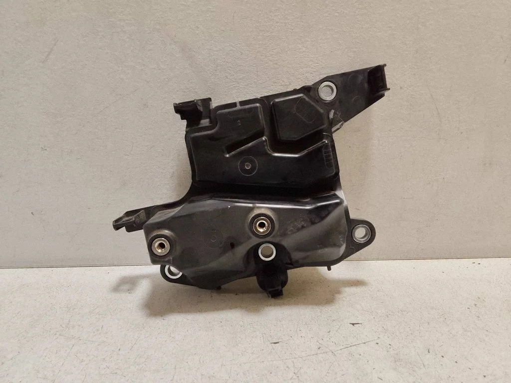 Separator oleju (odma) – Lexus ES 300h (7th Gen) (2018-2025)