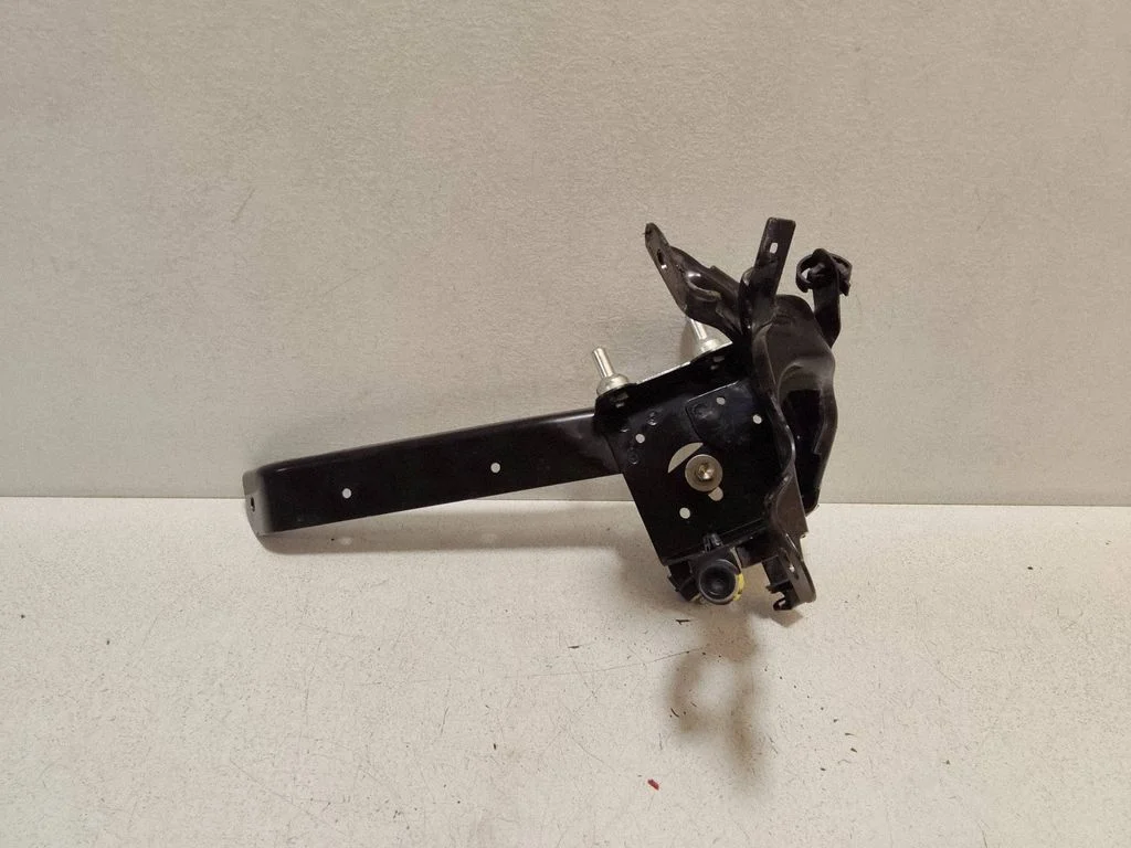 ABS pump bracket – Lexus ES 300h (7th Gen) (2018-2025)