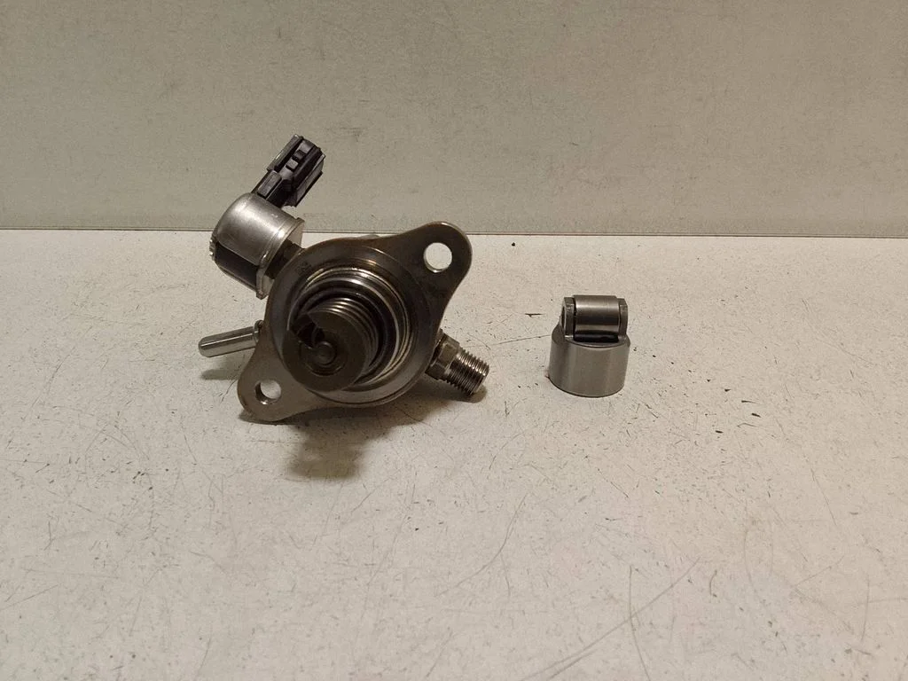 Fuel injection high pressure pump 2310125040 – Lexus ES 300h (7th Gen) (2018-2025)
