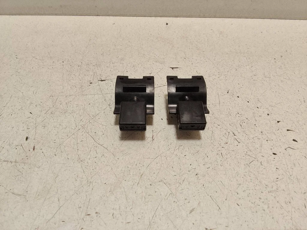 Windshield washer spray nozzle – Lexus ES 300h (7th Gen) (2018-2025)