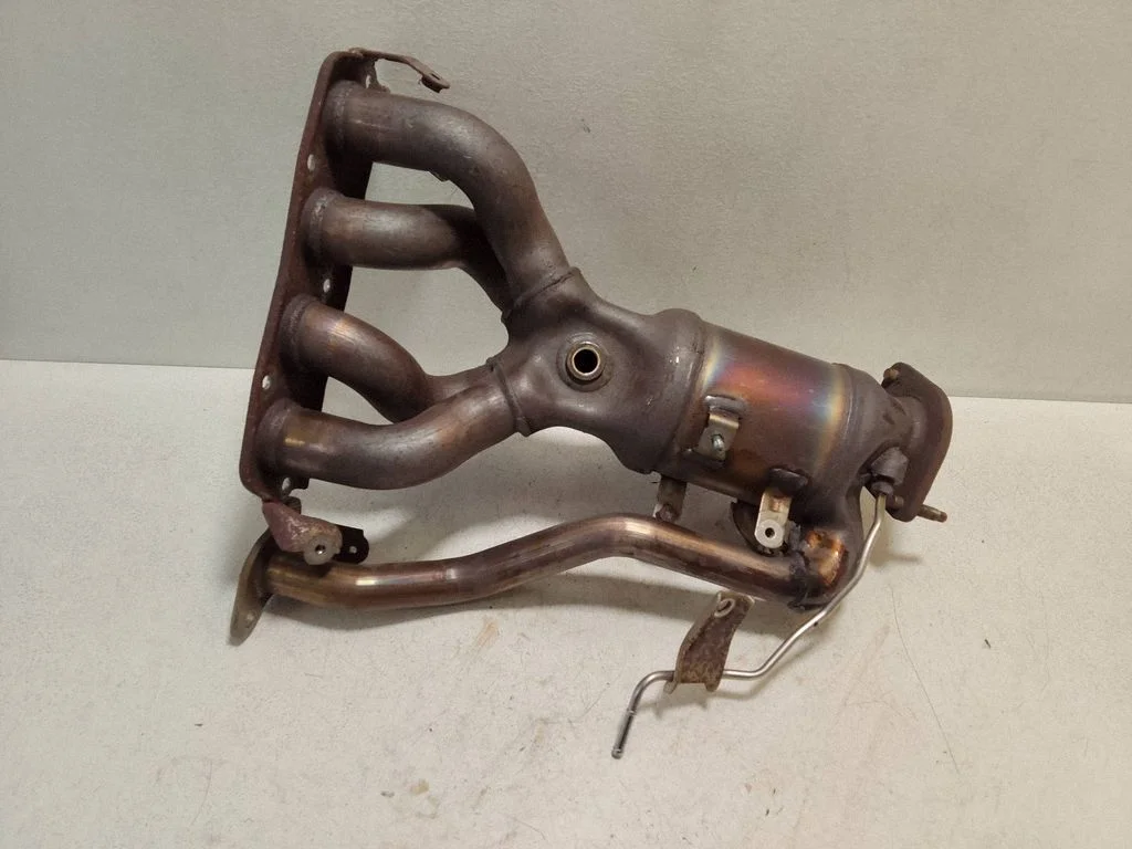 Katalüsaator/ FAP/DPF tahkete osakeste filter – Lexus ES 300h (7th Gen) (2018-2025)