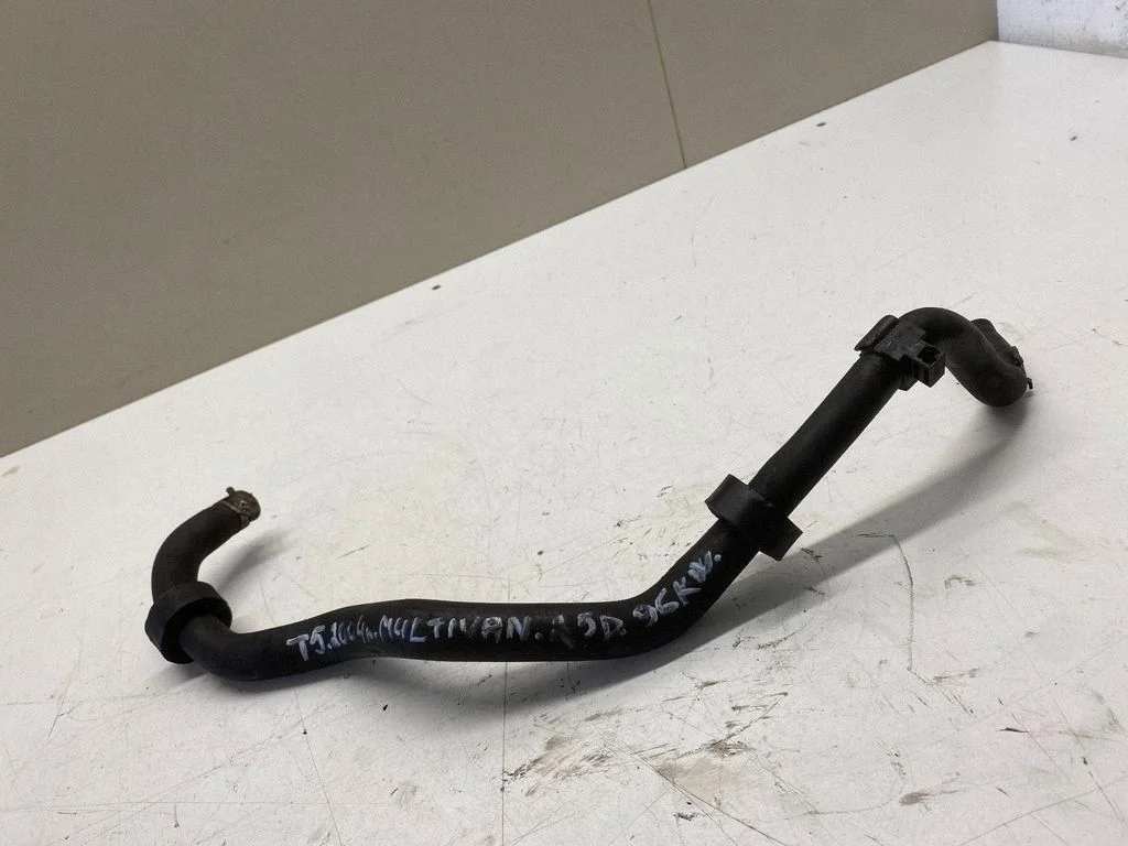 Engine coolant pipe/hose – Volkswagen Multivan T5 (2003-2015)