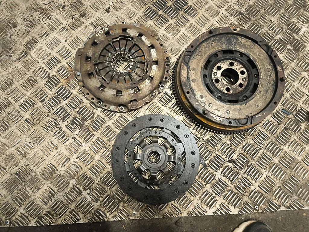 Clutch set kit – BMW 3 Series E46 (1998-2005)