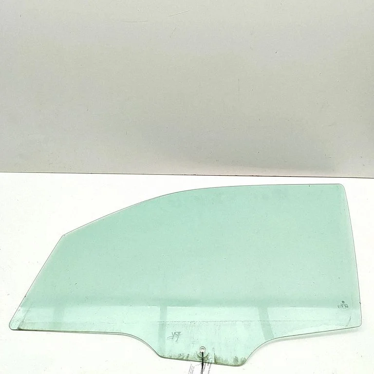 Front door window glass four-door 2H0845201B
