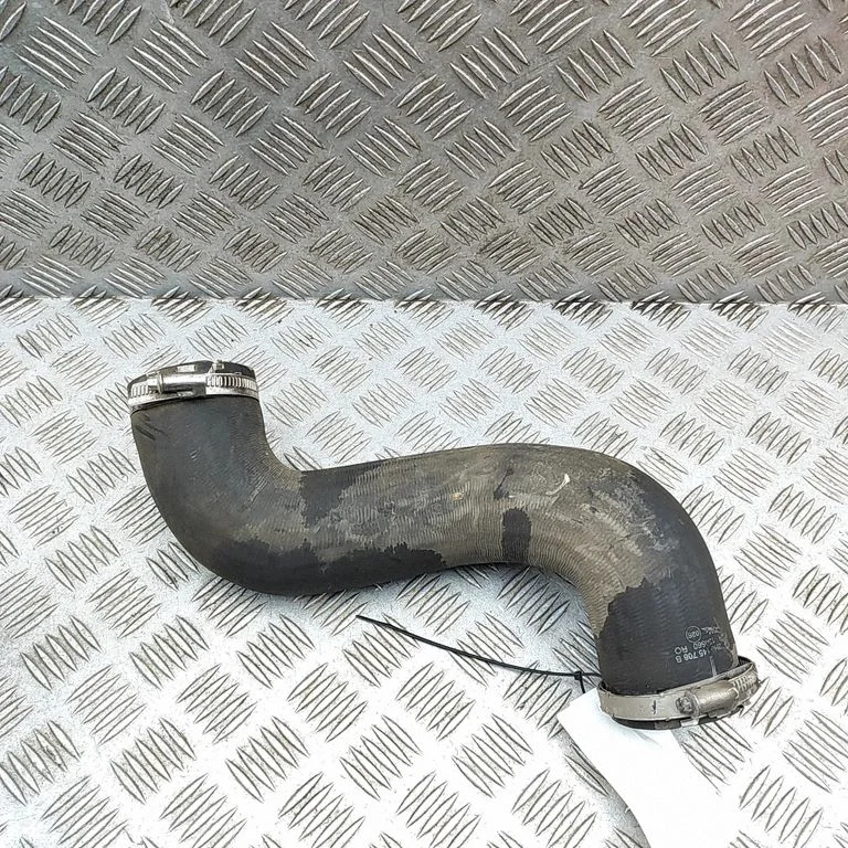 Intercooler hose/pipe 2H0145708B