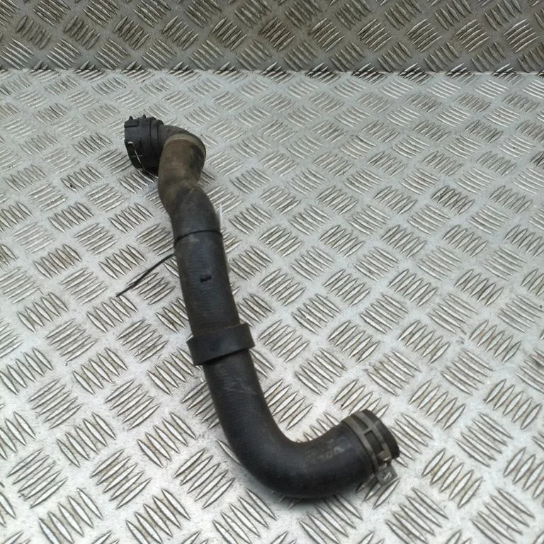 Engine coolant pipe/hose 31474845